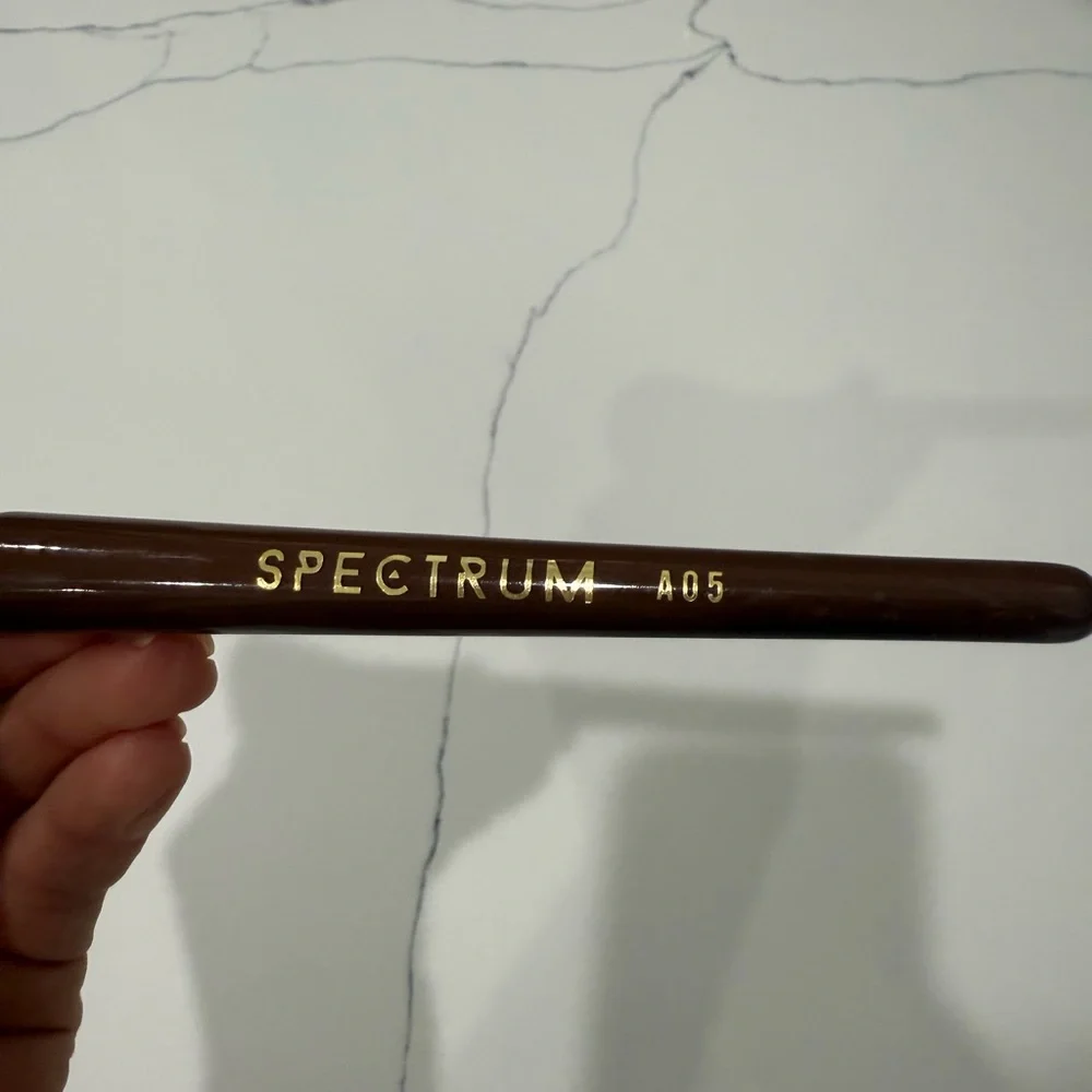 Spectrum A05 Brown Angled Face Makeup Brush